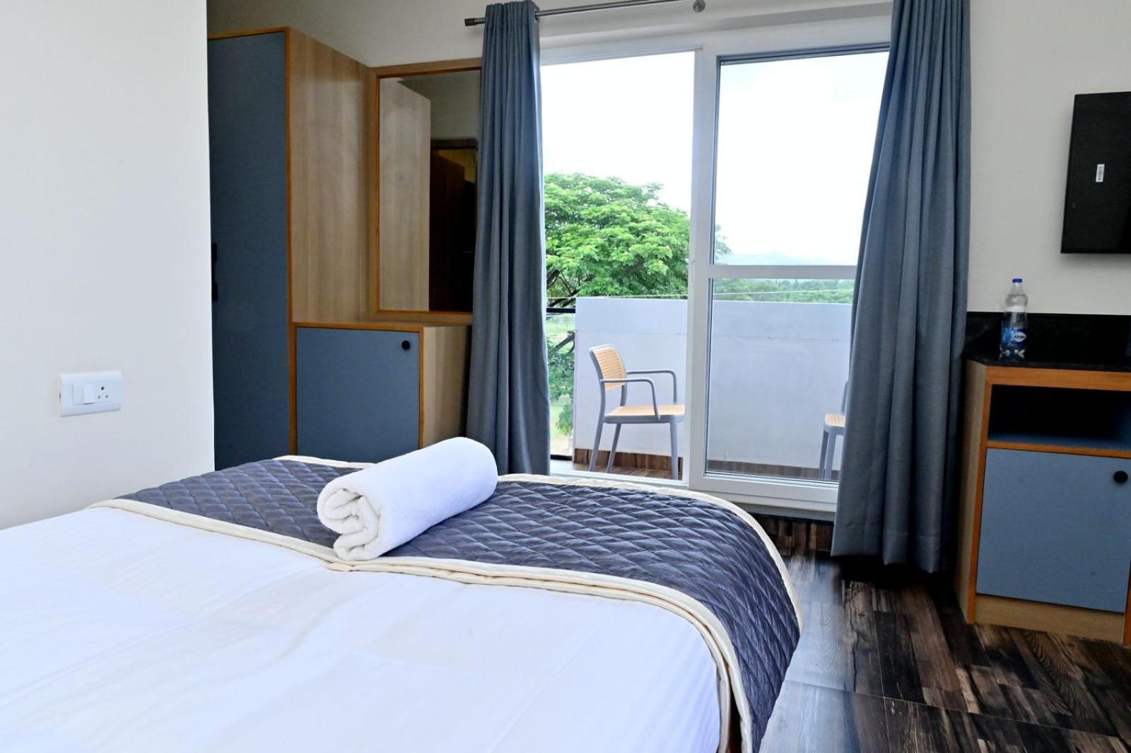Hometown Sharu'S Inn A Luxury Hotel Chikmagalūr Exterior foto